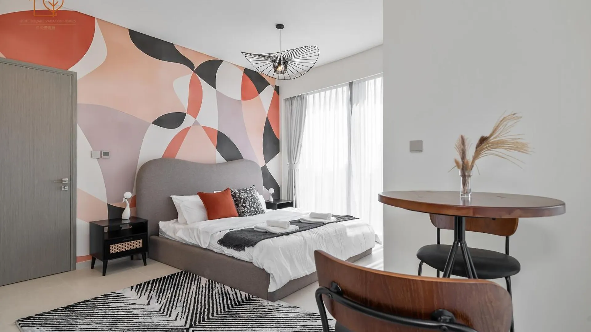 Apartman Chic Home With Great Views Near Burj Khalifa 197Gr-2 Dubaj